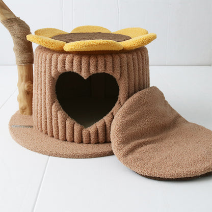 CMISSTREE Heart Shaped Cat House with Sunflower Cat Tree