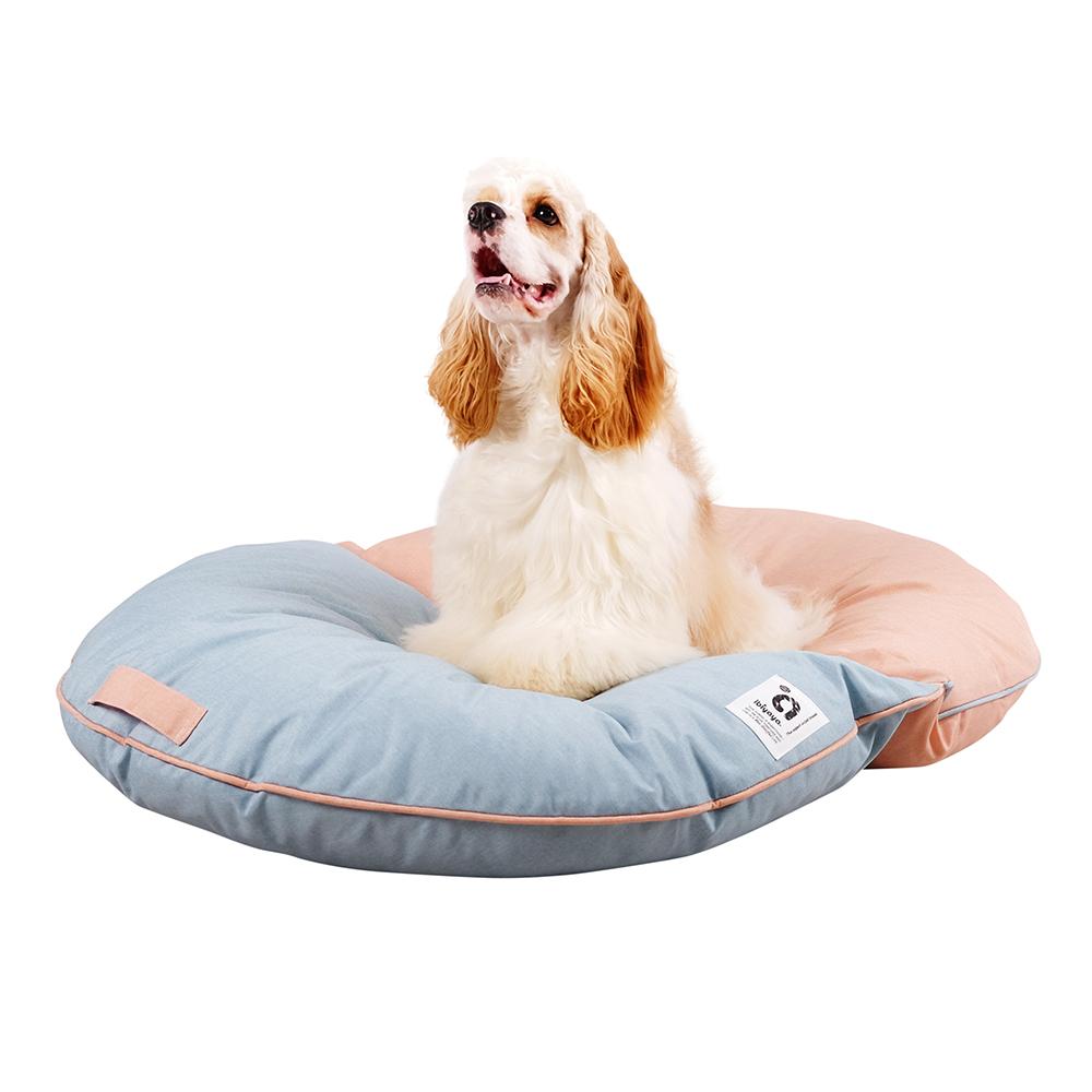 Amazingly comfortable shop dog bed